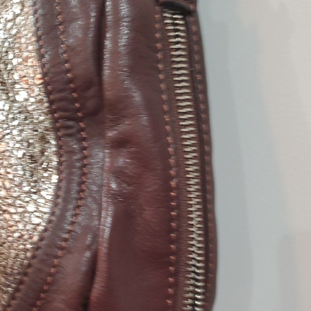 B. Makowsky Metallic and Brown Heavy Shoulder Bag 2 Outside Pockets 12 X16 - Picture 6 of 16